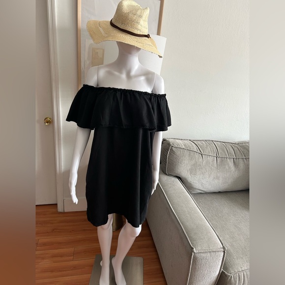 Zara Dresses & Skirts - Zara Black Boho Summer Off The Shoulders Mini Dress Size M